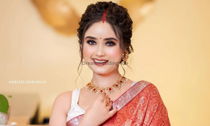 RUMI DEHINGIA Makeup Artist